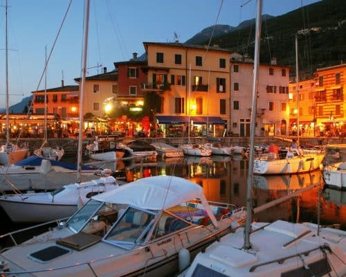 Castelletto Brenzo sul Garda - Località sul Lago di Garda