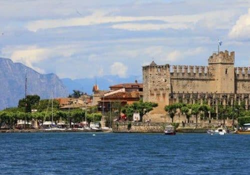 Torri del Benaco - Location on Lake Garda